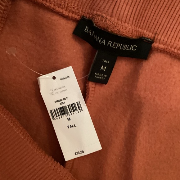 NWT BANANA REPUBLIC SLIM TAPERED LEG UTILITY POCKET FLEECE JOGGER POLISHED LOOK! - Picture 3 of 16